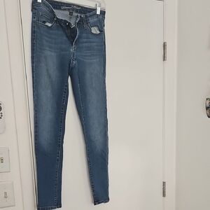 Universal Thread Women's Dark Blue Skinny Jeans